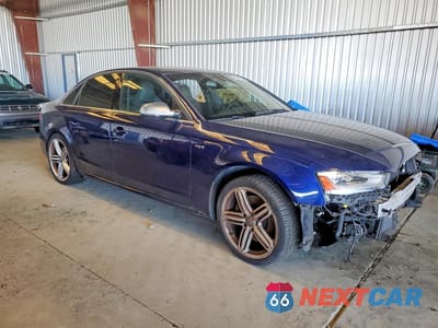 Czwarte zdjęcie samochodu z boku: 2013 AUDI S4 PRESTIGE VIN:WAUKGAFL9DA144574 - miniatura