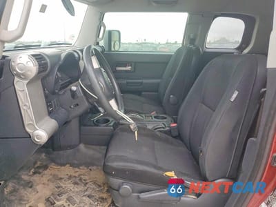 Zdjęcie 7 z 12 samochodu: 2008 TOYOTA FJ CRUISER BASE VIN:JTEZU11F18K003179 - miniatura