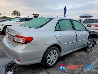 Trzecie zdjęcie samochodu z tyłu: 2011 TOYOTA COROLLA LE VIN:JTDBU4EE5BJ088680 - miniatura