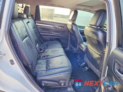 Zdjęcie 10 z 12 samochodu: 2016 TOYOTA HIGHLANDER XLE VIN:5TDKKRFH5GS164176 - miniatura