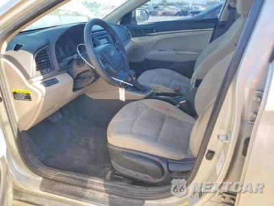 Zdjęcie 7 z 13 samochodu: 2017 HYUNDAI ELANTRA SE VIN:5NPD74LFXHH181109 - miniatura