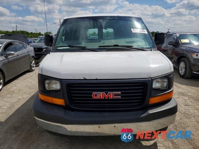 Piąte zdjęcie samochodu w środku: 2017 GMC SAVANA G2500 VIN:1GTW7BFF5H1161799 - miniatura