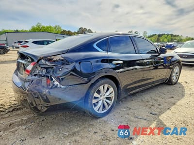 Trzecie zdjęcie samochodu z tyłu: 2011 INFINITI M56 BASE VIN:JN1AY1AP0BM520082 - miniatura