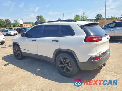 Drugie zdjęcie samochodu z przodu: 2017 JEEP CHEROKEE SPORT VIN:1C4PJLAB0HW502562 - miniatura