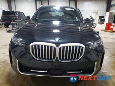 Piąte zdjęcie samochodu w środku: 2026 BMW X5 XDRIVE50E VIN:5UX43EU08T9276201 - miniatura