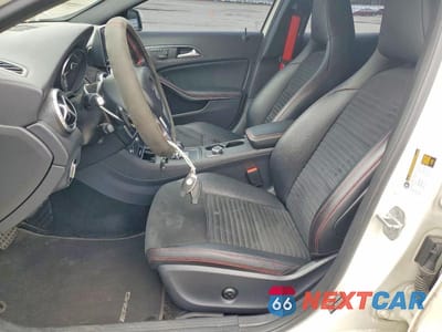 Zdjęcie 7 z 14 samochodu: 2015 MERCEDES-BENZ GLA 45 AMG VIN:WDDTG5CBXFJ077471 - miniatura
