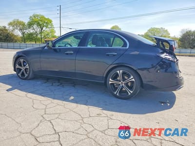 Drugie zdjęcie samochodu z przodu: 2023 MERCEDES-BENZ C 300 VIN:W1KAF4GB1PR125859 - miniatura