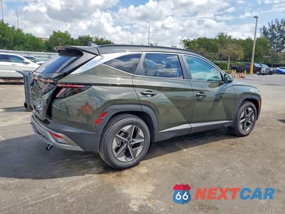Trzecie zdjęcie samochodu z tyłu: 2025 HYUNDAI TUCSON SEL VIN:5NMJC3DE3SH590720 - miniatura