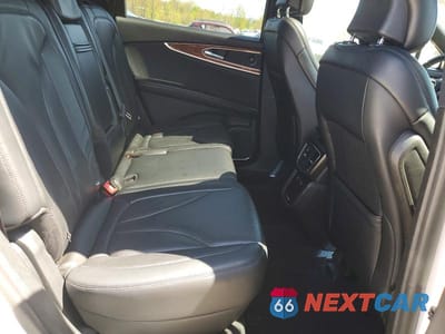 Zdjęcie 11 z 13 samochodu: 2019 LINCOLN NAUTILUS RESERVE VIN:2LMPJ8L99KBL30242 - miniatura