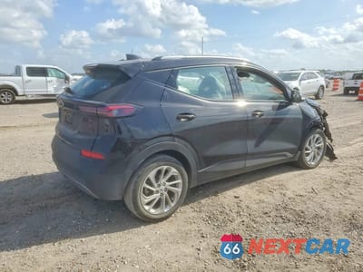 Trzecie zdjęcie samochodu z tyłu: 2023 CHEVROLET BOLT EUV LT VIN:1G1FY6S02P4142865 - miniatura