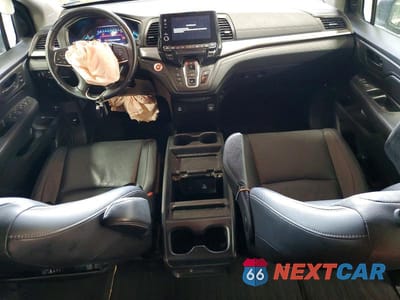 Zdjęcie 8 z 14 samochodu: 2021 HONDA ODYSSEY EXL VIN:5FNRL6H7XMB041651 - miniatura