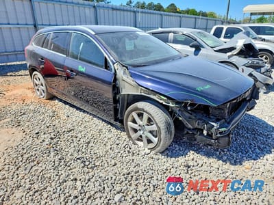 Czwarte zdjęcie samochodu z boku: 2016 VOLVO V60 T5 PREMIER VIN:YV140MEK1G1304780 - miniatura
