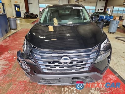 Piąte zdjęcie samochodu w środku: 2026 NISSAN ROGUE S VIN:5N1BT3AB0TC701380 - miniatura