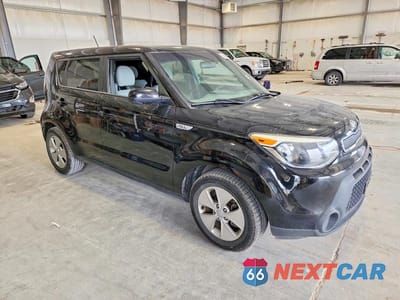 Czwarte zdjęcie samochodu z boku: 2015 KIA SOUL BASE VIN:KNDJN2A28F7205664 - miniatura