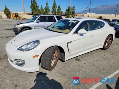 2011 PORSCHE PANAMERA S WP0AB2A73BL060765 - główne zdjęcie licytacji z USA - miniatura