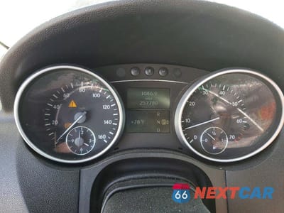 Zdjęcie 9 z 12 samochodu: 2006 MERCEDES-BENZ ML 500 VIN:4JGBB75E16A075093 - miniatura