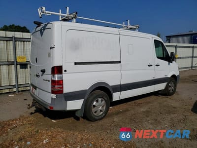 Trzecie zdjęcie samochodu z tyłu: 2014 MERCEDES BENZ SPRINTER 2500 VIN:WD3PE7DC9E5877703 - miniatura
