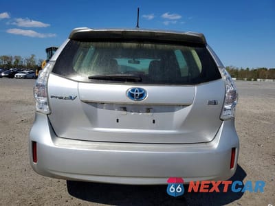 Zdjęcie 6 z 11 samochodu: 2012 TOYOTA PRIUS V TWO VIN:JTDZN3EUXC3153980 - miniatura