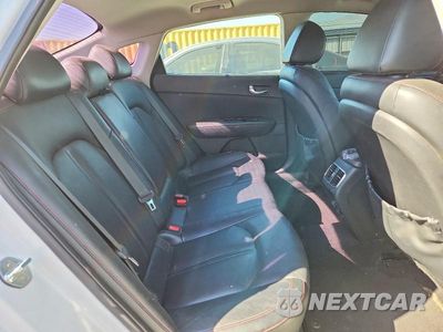 Zdjęcie 10 z 12 samochodu: 2016 KIA OPTIMA SX TURBO VIN:5XXGW4L20GG080121 - miniatura