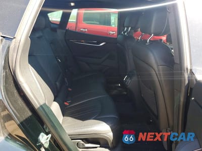Zdjęcie 10 z 12 samochodu: 2020 MASERATI LEVANTE VIN:ZN661XUA5LX356795 - miniatura