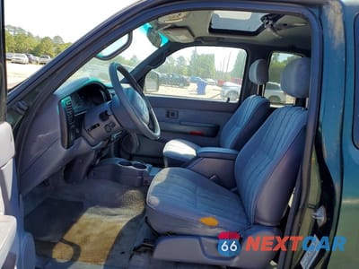 Zdjęcie 7 z 12 samochodu: 2000 TOYOTA TACOMA XTRACAB PRERUNNER VIN:5TESN92N5YZ710918 - miniatura