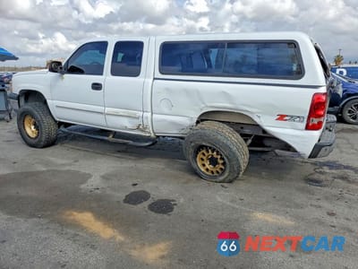 Drugie zdjęcie samochodu z przodu: 2003 CHEVROLET SILVERADO K1500 VIN:1GCEK19T93E347501 - miniatura