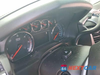Zdjęcie 9 z 13 samochodu: 2018 CHEVROLET SUBURBAN K1500 PREMIER VIN:1GNSKJKC9JR187243 - miniatura