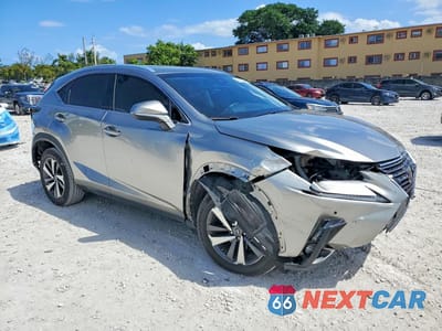 Czwarte zdjęcie samochodu z boku: 2019 LEXUS NX 300 BASE VIN:JTJYARBZ3K2134182 - miniatura