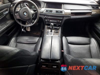 Zdjęcie 8 z 12 samochodu: 2015 BMW 750 I VIN:WBAYA8C56FD825805 - miniatura