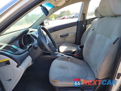 Zdjęcie 7 z 12 samochodu: 2010 KIA FORTE LX VIN:KNAFT4A27A5049285 - miniatura