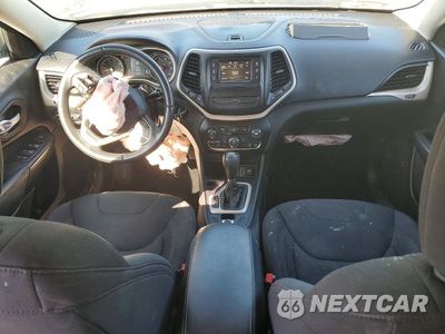 Zdjęcie 8 z 13 samochodu: 2015 JEEP CHEROKEE LATITUDE VIN:1C4PJLCBXFW741837 - miniatura