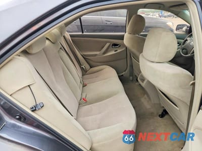 Zdjęcie 10 z 12 samochodu: 2010 TOYOTA CAMRY LE VIN:4T4BF3EKXAR064674 - miniatura