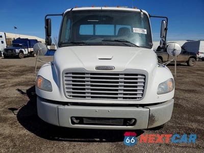 Piąte zdjęcie samochodu w środku: 2020 FREIGHTLINER M2 106 MEDIUM DUTY VIN:1FVACVFA9LHLZ4603 - miniatura