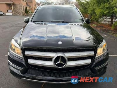 Piąte zdjęcie samochodu w środku: 2015 MERCEDES-BENZ GL 450 4MATIC VIN:4JGDF6EE5FA448045 - miniatura