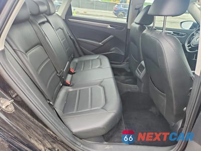 Zdjęcie 10 z 13 samochodu: 2018 VOLKSWAGEN PASSAT S VIN:1VWAA7A37JC019063 - miniatura
