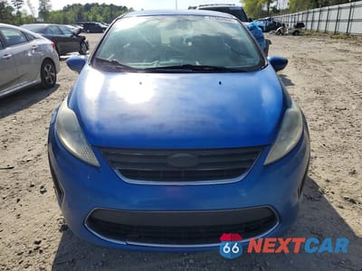 Piąte zdjęcie samochodu w środku: 2011 FORD FIESTA SE VIN:3FADP4BJ7BM159422 - miniatura