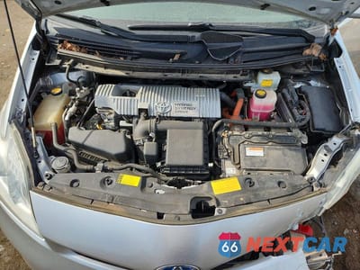 Zdjęcie 11 z 12 samochodu: 2014 TOYOTA PRIUS THREE VIN:JTDKN3DU4E1745053 - miniatura