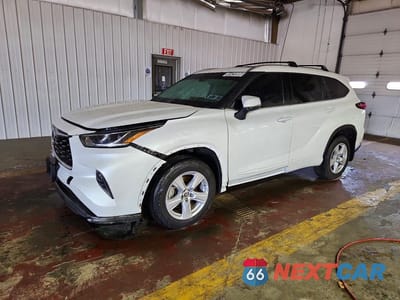 2022 TOYOTA HIGHLANDER PLATINUM 5TDFZRBH0NS200808 - główne zdjęcie licytacji z USA - miniatura