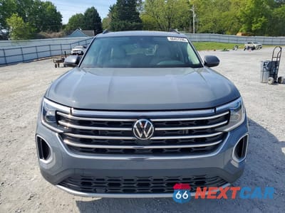 Piąte zdjęcie samochodu w środku: 2025 VOLKSWAGEN ATLAS SE VIN:1V2JR2CA9SC512513 - miniatura