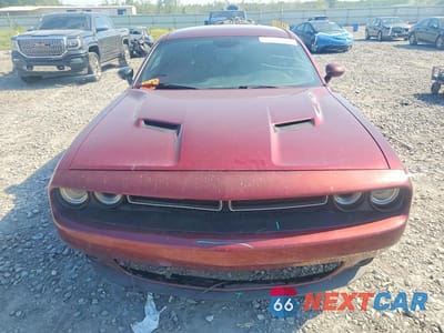 Piąte zdjęcie samochodu w środku: 2018 DODGE CHALLENGER SXT VIN:2C3CDZAG0JH245383 - miniatura