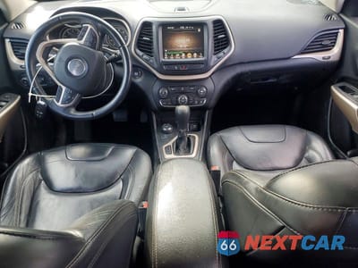 Zdjęcie 8 z 13 samochodu: 2018 JEEP CHEROKEE LIMITED VIN:1C4PJMDB5JD546849 - miniatura