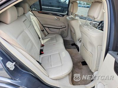 Zdjęcie 10 z 12 samochodu: 2014 MERCEDES-BENZ E 350 VIN:WDDHF5KB4EB015891 - miniatura