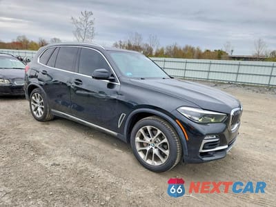 Czwarte zdjęcie samochodu z boku: 2019 BMW X5 XDRIVE40I VIN:5UXCR6C50KLL02224 - miniatura