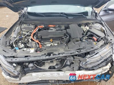 Zdjęcie 11 z 12 samochodu: 2018 HONDA ACCORD TOURING HYBRID VIN:1HGCV3F99JA006186 - miniatura