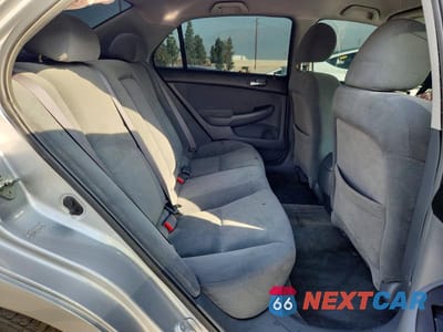 Zdjęcie 10 z 13 samochodu: 2007 HONDA ACCORD LX VIN:1HGCM56437A170013 - miniatura