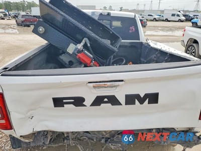 Zdjęcie 10 z 13 samochodu: 2019 RAM 3500 LIMITED VIN:3C63RRPL6KG660928 - miniatura