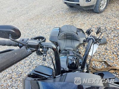 Piąte zdjęcie samochodu w środku: 2020 HARLEY-DAVIDSON FLTRXS VIN:1HD1KTP14LB661648 - miniatura