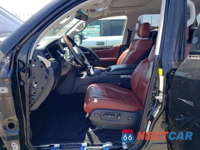 Zdjęcie 7 z 13 samochodu: 2018 LEXUS LX 570 VIN:JTJHY7AX1J4255800 - miniatura