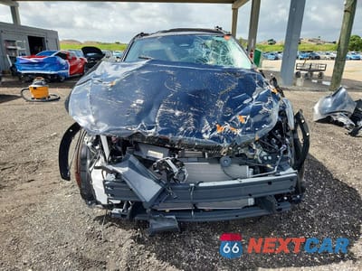 Piąte zdjęcie samochodu w środku: 2026 TOYOTA COROLLA CROSS LE VIN:7MUCAAAG7TV155079 - miniatura