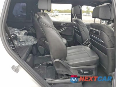 Zdjęcie 11 z 13 samochodu: 2023 BMW X7 XDRIVE40I VIN:5UX23EM06P9R58099 - miniatura